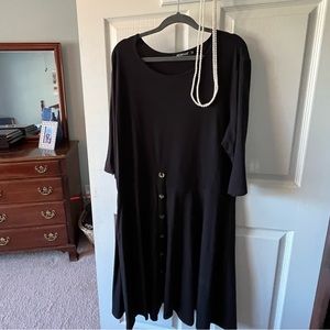 Black Dress‎ by Bedoar. Plus Size 22